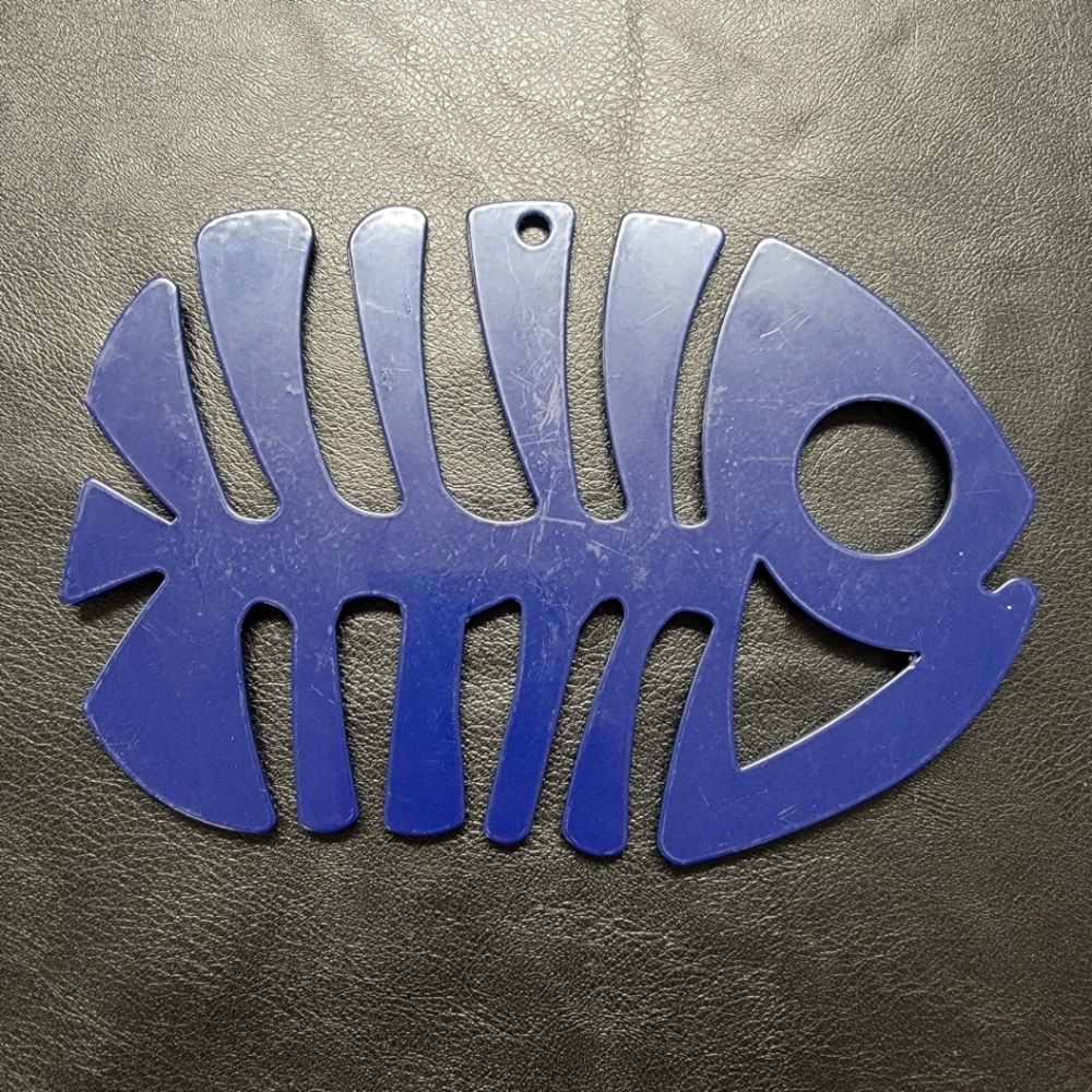 Fish Bone Trivet - Picture 2 of 10